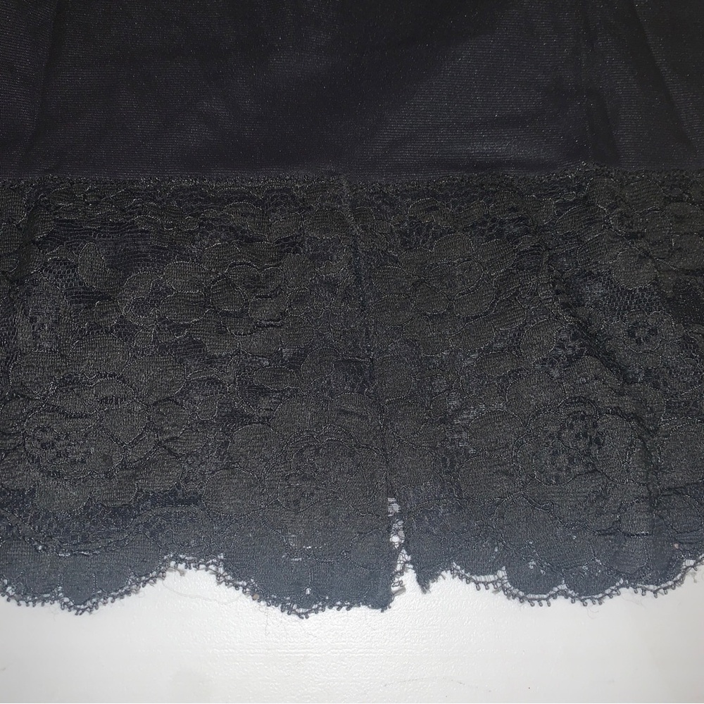 Vintage Wonder Maid Non Cling Black Lace Trimmed Nylon Half Slip W/ Slit Size M - Picture 4 of 14